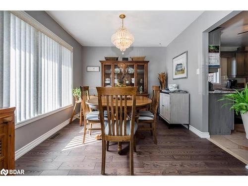 114 Chieftain Crescent, Barrie, ON - Indoor Photo Showing Dining Room