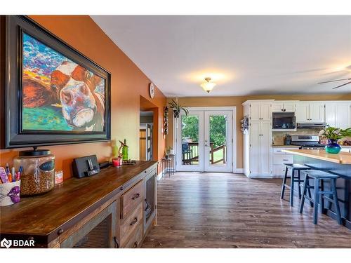 14308 County 27 Road, Springwater, ON - Indoor Photo Showing Kitchen