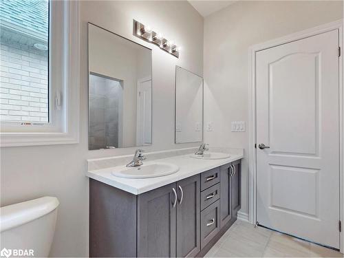 2964 Monarch Drive, Orillia, ON - Indoor Photo Showing Bathroom