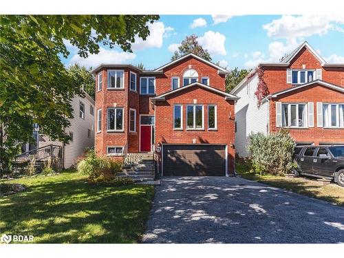 12 Moore Place, Barrie, ON - Outdoor With Facade