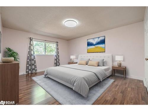 12 Moore Place, Barrie, ON - Indoor Photo Showing Bedroom