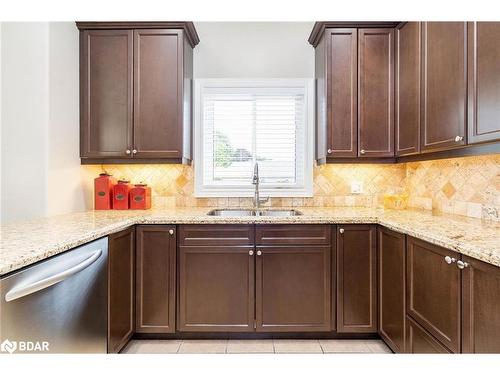 1962 Elana Drive, Severn, ON - Indoor Photo Showing Kitchen With Double Sink