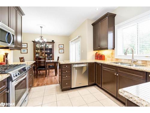 1962 Elana Drive, Severn, ON - Indoor Photo Showing Kitchen With Double Sink