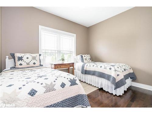 1962 Elana Drive, Severn, ON - Indoor Photo Showing Bedroom