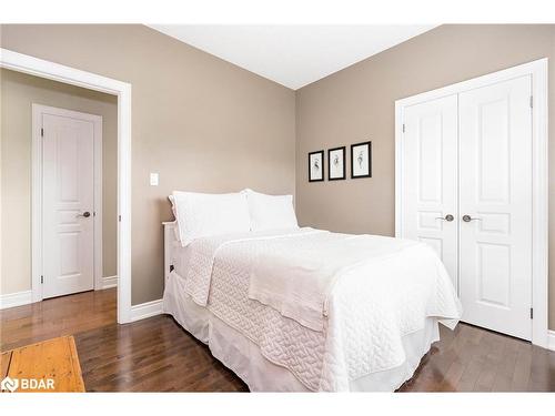 1962 Elana Drive, Severn, ON - Indoor Photo Showing Bedroom