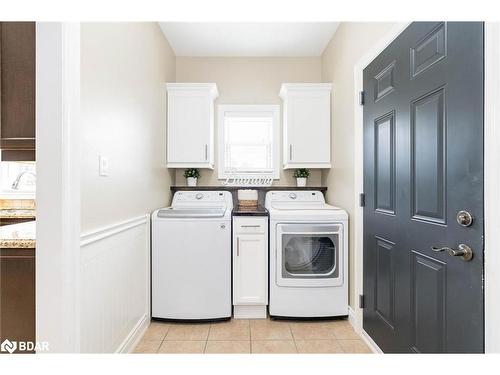 1962 Elana Drive, Severn, ON - Indoor Photo Showing Laundry Room