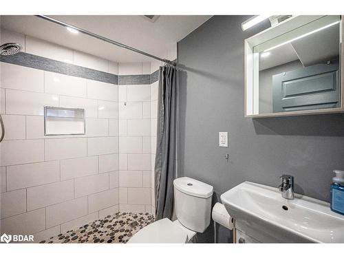 51 Catherine Drive, Barrie, ON - Indoor Photo Showing Bathroom