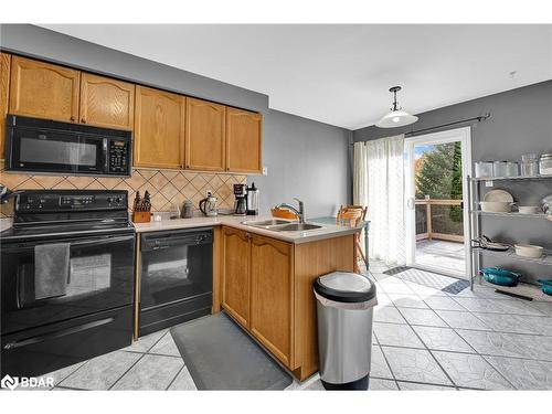 109 Athabaska Road, Barrie, ON - Indoor Photo Showing Kitchen With Double Sink