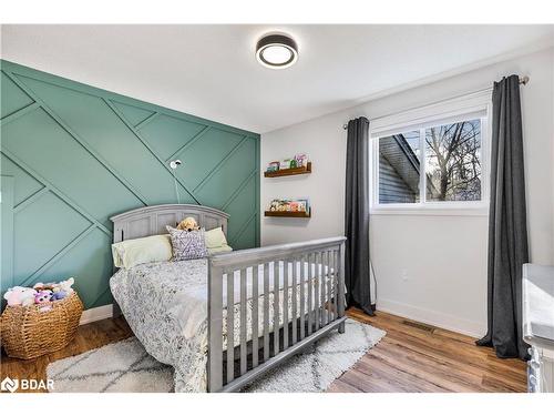 934 Corner Avenue, Innisfil, ON - Indoor Photo Showing Bedroom