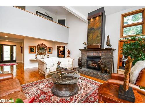 17 Highland Drive, Oro-Medonte, ON - Indoor Photo Showing Living Room With Fireplace