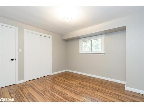 2900 Lakeshore Road E, Oro-Medonte, ON - Indoor Photo Showing Other Room