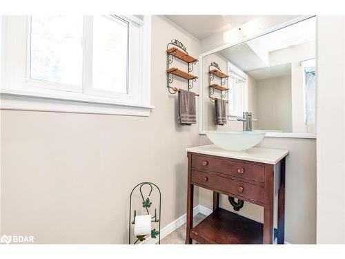 2900 Lakeshore Road E, Oro-Medonte, ON - Indoor Photo Showing Bathroom