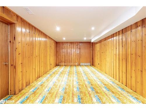 2900 Lakeshore Road E, Oro-Medonte, ON - Indoor Photo Showing Other Room