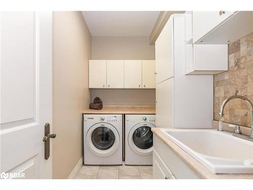 5395 Line 8 N, Oro-Medonte, ON - Indoor Photo Showing Laundry Room