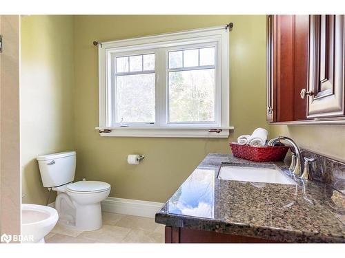 5395 Line 8 N, Oro-Medonte, ON - Indoor Photo Showing Bathroom