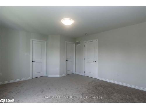 210 Beechwood Forest Lane, Gravenhurst, ON - Indoor Photo Showing Other Room