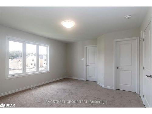 210 Beechwood Forest Lane, Gravenhurst, ON - Indoor Photo Showing Other Room