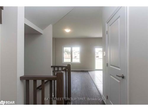 210 Beechwood Forest Lane, Gravenhurst, ON - Indoor Photo Showing Other Room