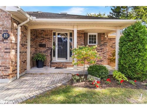 16-141 Welland Vale Road, St. Catharines, ON - Outdoor With Deck Patio Veranda