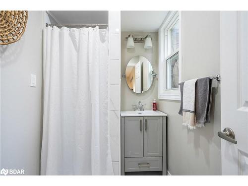 39 Centennial Heightst Crt Court, Meaford, ON - Indoor Photo Showing Bathroom