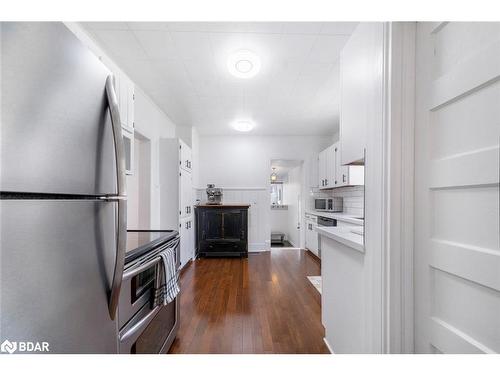 315 Millard Street, Orillia, ON - Indoor Photo Showing Kitchen