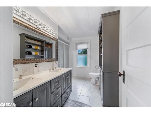 315 Millard Street, Orillia, ON - Indoor Photo Showing Bathroom