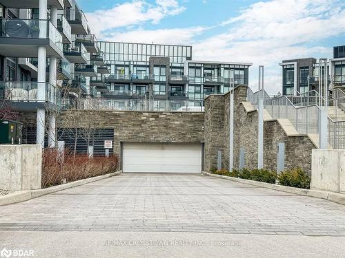 427-415 Sea Ray Ave Avenue, Innisfil, ON - Outdoor With In Ground Pool