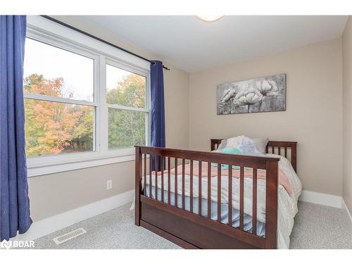 1384 15/16 Side Road E, Oro-Medonte, ON - Indoor Photo Showing Bedroom