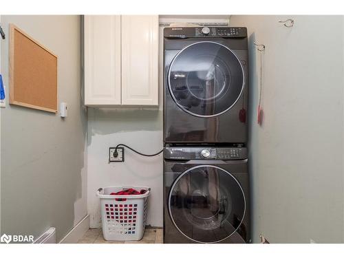 1384 15/16 Side Road E, Oro-Medonte, ON - Indoor Photo Showing Laundry Room