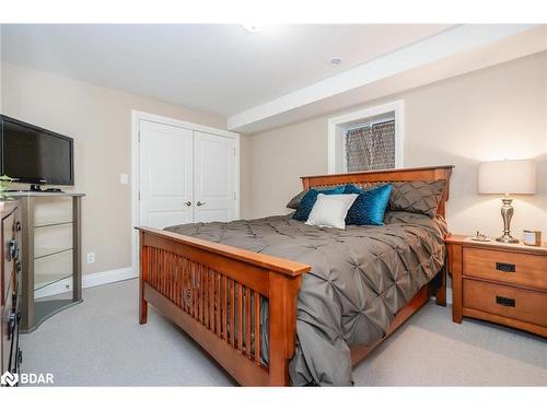 701-40 Trott Boulevard, Collingwood, ON - Indoor Photo Showing Bedroom