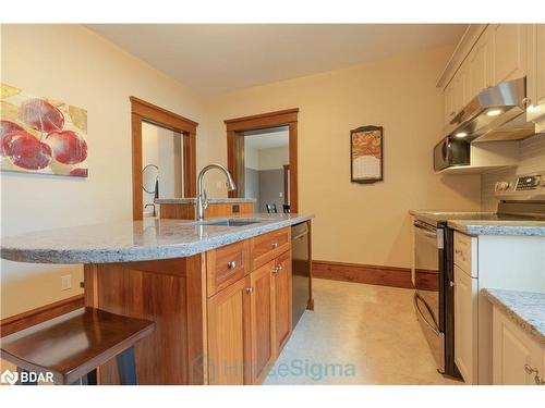 212 Front Street, Stratford, ON - Indoor Photo Showing Kitchen