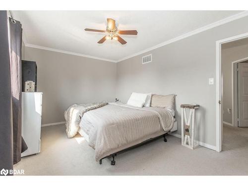 25 Truax Crescent Crescent, Angus, ON - Indoor Photo Showing Bedroom