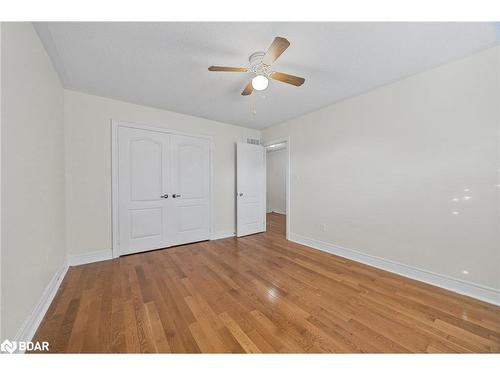 33 Collier Crescent, Angus, ON - Indoor Photo Showing Other Room