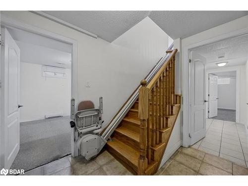 33 Collier Crescent, Angus, ON - Indoor Photo Showing Other Room