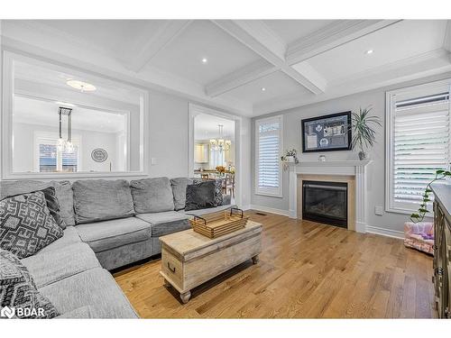 40 Cayton Crescent, Bradford, ON - Indoor Photo Showing Living Room With Fireplace