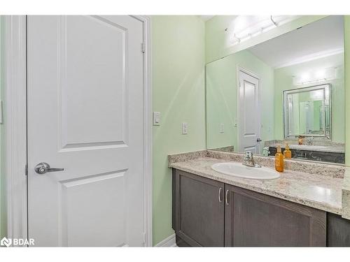 40 Cayton Crescent, Bradford, ON - Indoor Photo Showing Bathroom