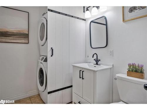 223 Cliff Road, Barrie, ON - Indoor Photo Showing Laundry Room