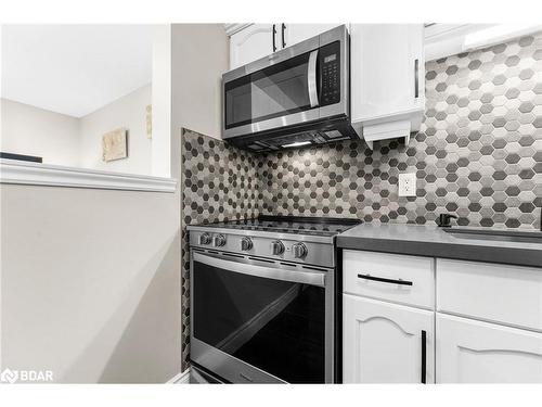 290 Severn Drive, Guelph, ON - Indoor Photo Showing Kitchen