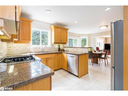 15 Fawn Crescent, Barrie, ON - Indoor Photo Showing Kitchen With Double Sink