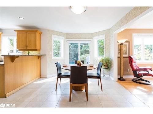 15 Fawn Crescent, Barrie, ON - Indoor Photo Showing Dining Room