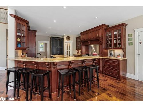 1220 Shoreview Drive, Innisfil, ON - Indoor Photo Showing Dining Room