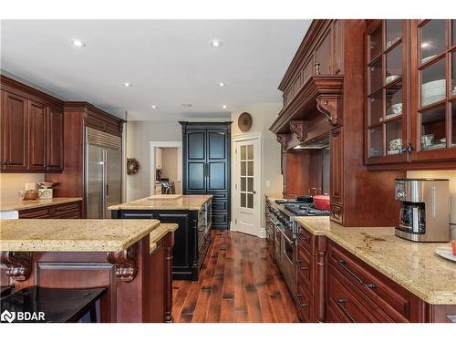 1220 Shoreview Drive, Innisfil, ON - Indoor Photo Showing Kitchen With Upgraded Kitchen