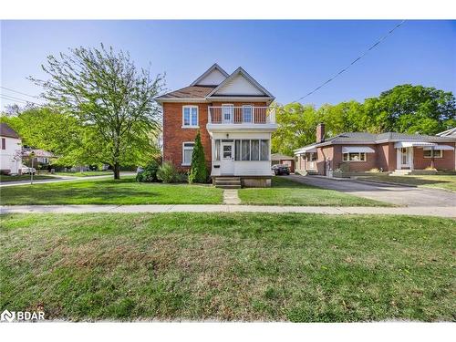 18 Frances Street N, Barrie, ON - Outdoor With Facade