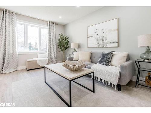 48 Canary Reed Court, Barrie, ON - Indoor Photo Showing Living Room