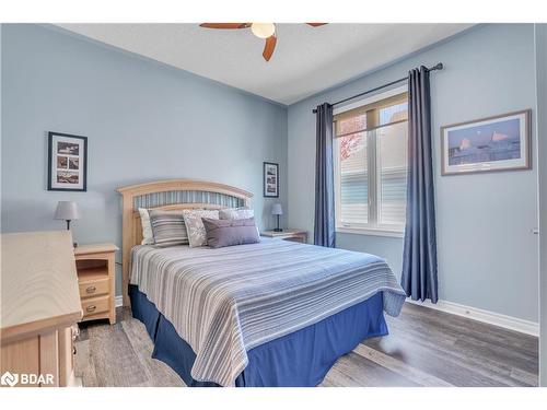 44 Starboard Circle, Wasaga Beach, ON - Indoor Photo Showing Bedroom