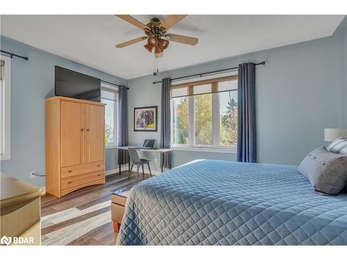 44 Starboard Circle, Wasaga Beach, ON - Indoor Photo Showing Bedroom