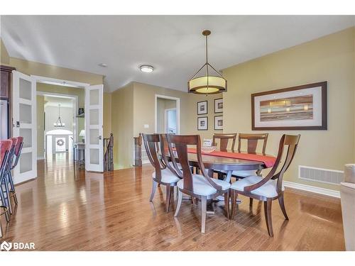 44 Starboard Circle, Wasaga Beach, ON - Indoor Photo Showing Dining Room