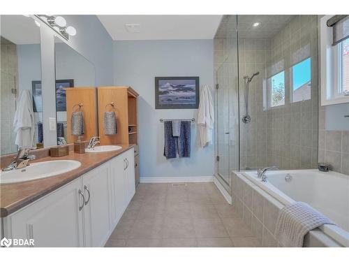 44 Starboard Circle, Wasaga Beach, ON - Indoor Photo Showing Bathroom