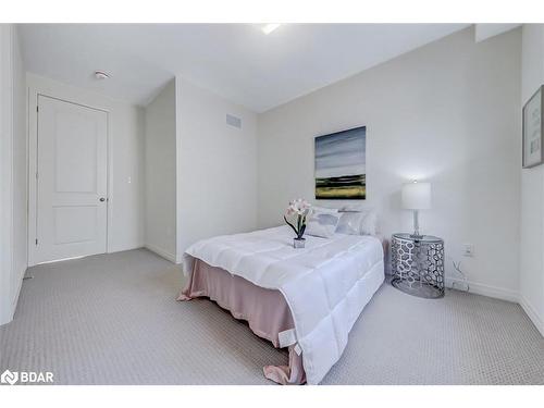 255 Port Darlington Road, Bowmanville, ON - Indoor Photo Showing Bedroom