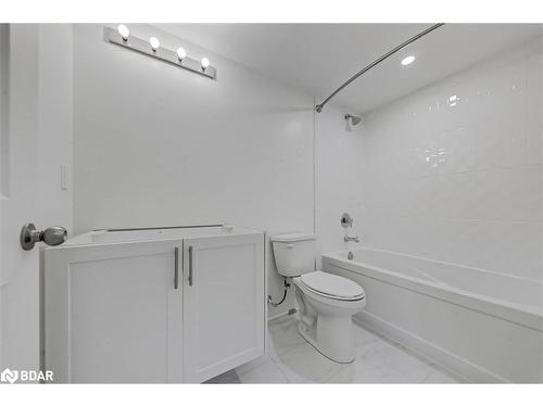 255 Port Darlington Road, Bowmanville, ON - Indoor Photo Showing Bathroom